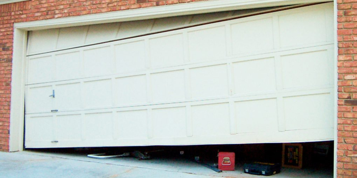 aluminum garage doors services in Forest Hills
